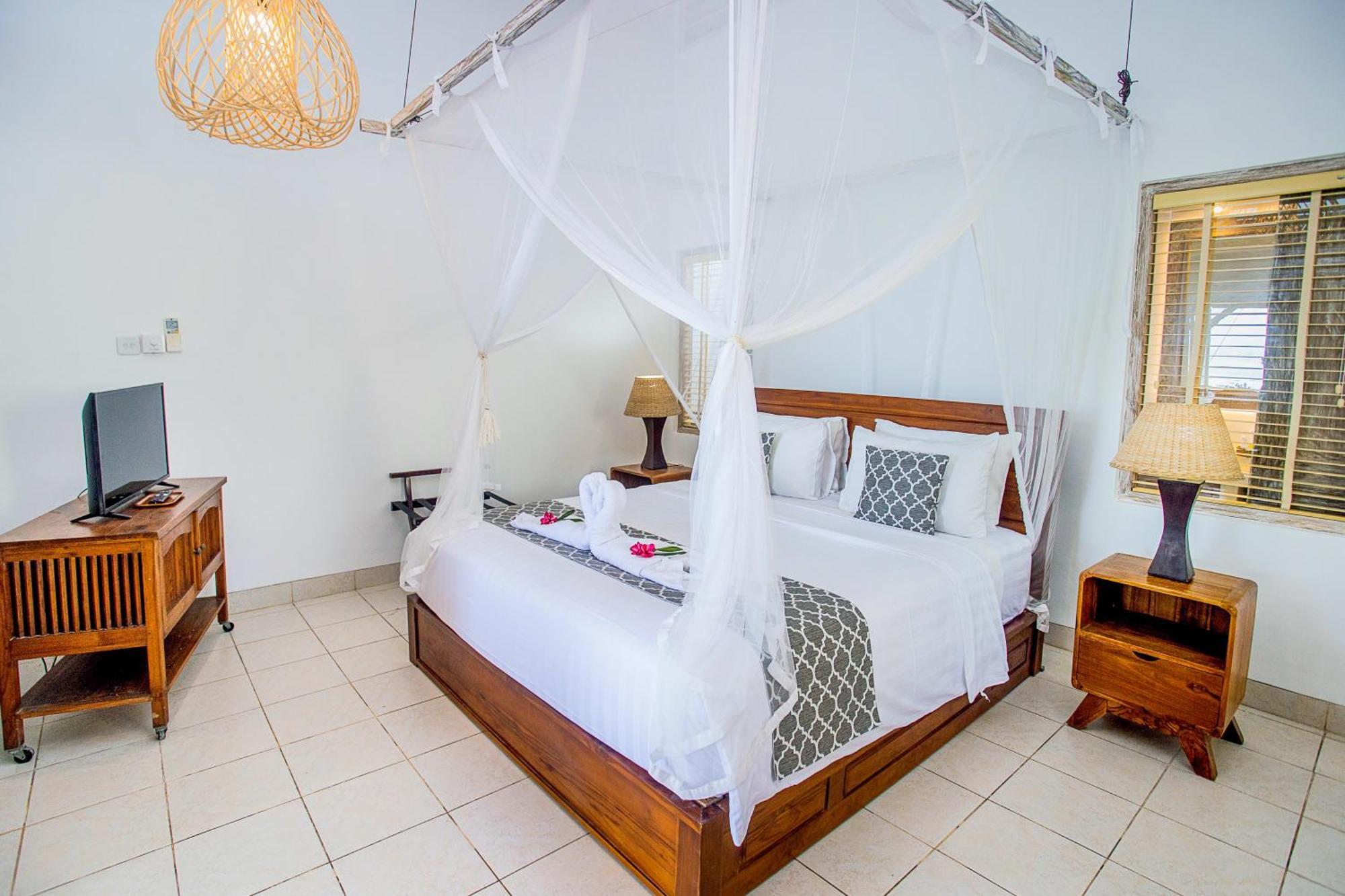Villa Lanie Lembongan Exteriör bild
